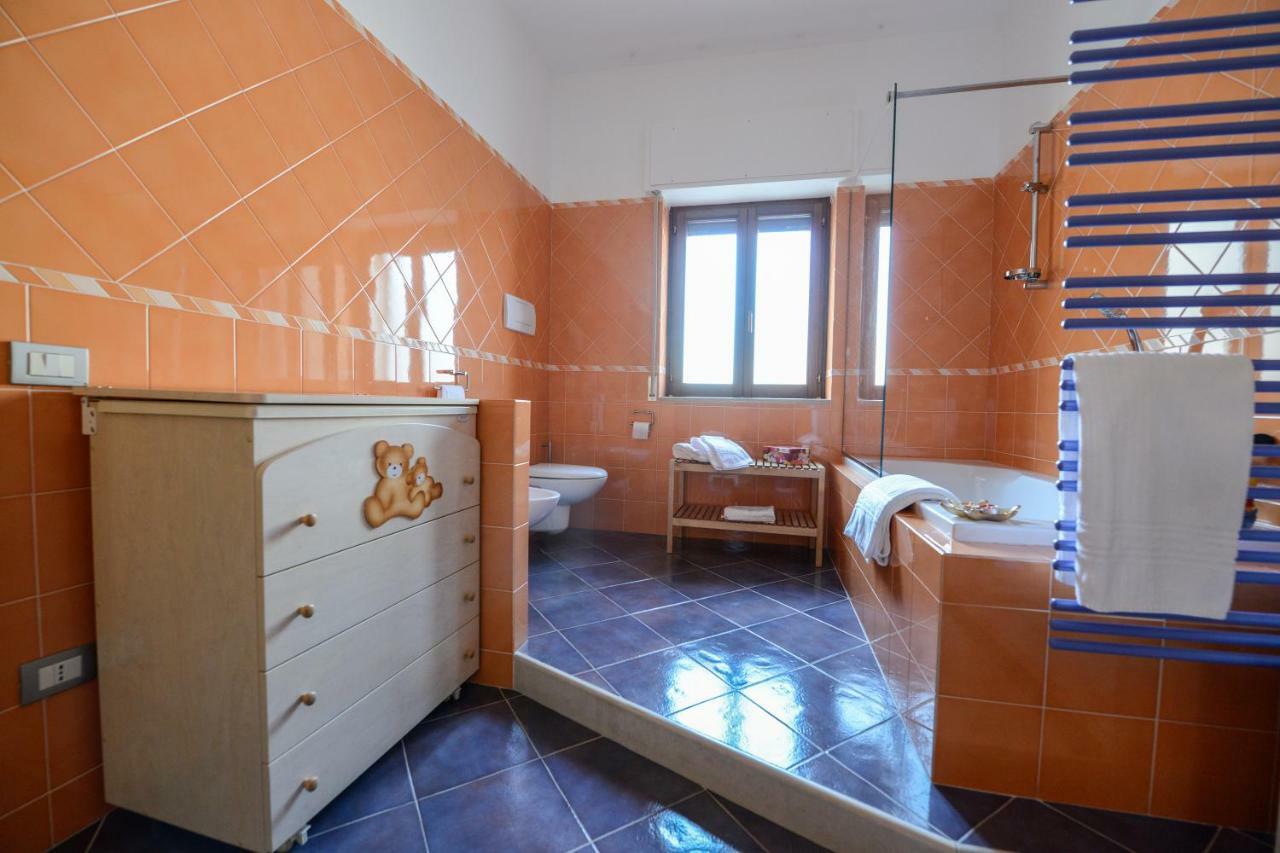マテーラ Uno Sguardo Sui Sassi Bed & Breakfast エクステリア 写真